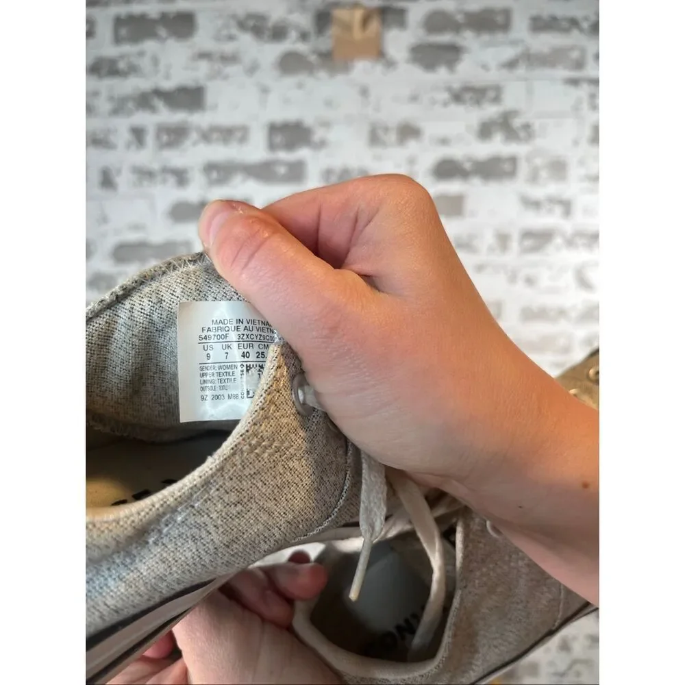Converse | women gray lace up flat sneakers